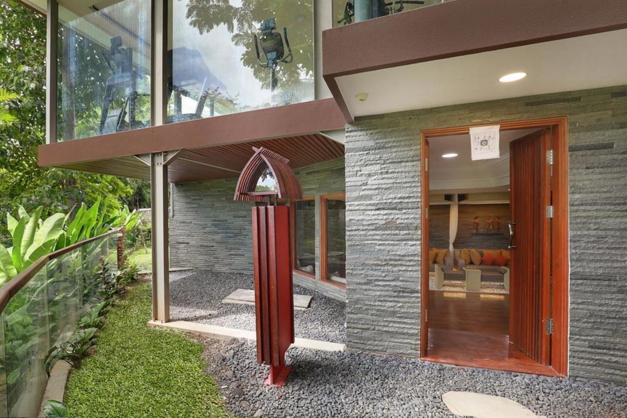 Pandawa All Suites Hotel Seminyak  Exterior photo